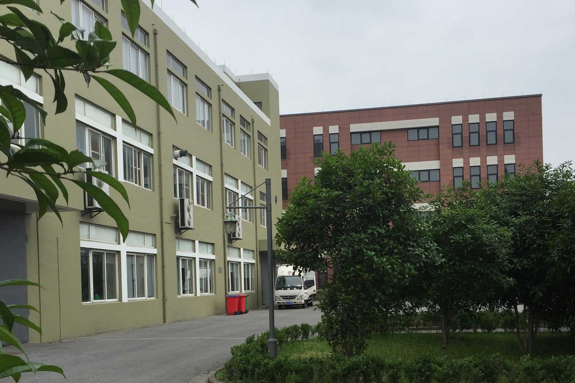 Successfully obtained through auction the right of use of 19,971 square meters of land located in the Industrial Zone, Xinfeng Town, Nanhu District of Jiaxing City